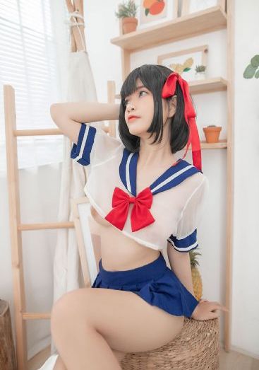 欧美时装秀视频_高清手机在线观看
