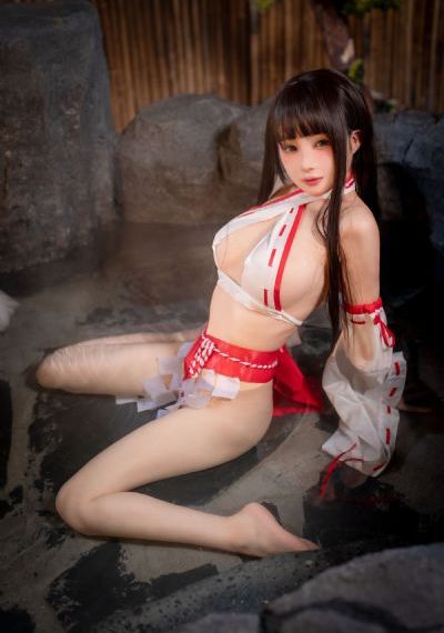 欧美老妇高清_高清完整视频