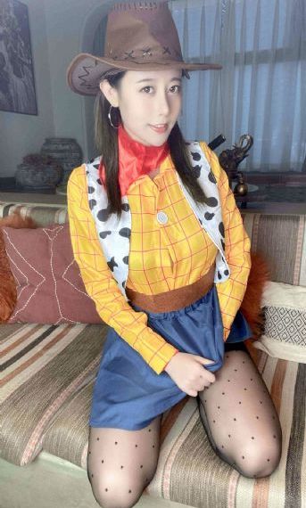 欧美牙套时尚_蓝光日韩免费观看