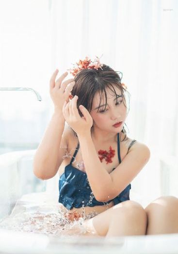 欧美bb图片_BD英语高清视频观看