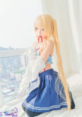 国产初中生破处_JVID性感写真